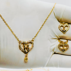 Heart-shaped pendant and earring set